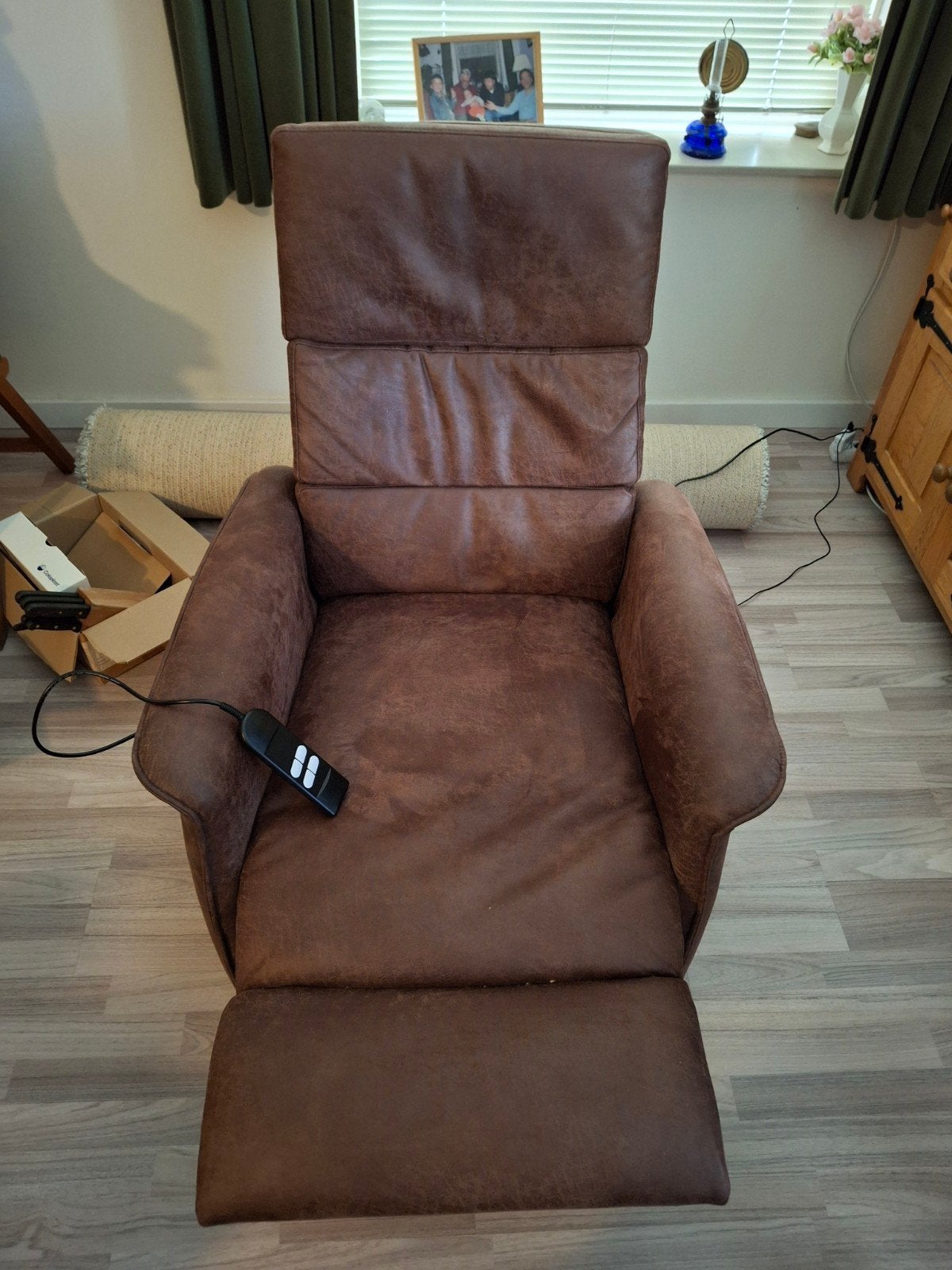 Senioren stoel fauteuil met sta op hulp functie, Ophalen of Verzenden, Zo goed als nieuw, 75 tot 100 cm, 50 tot 75 cm