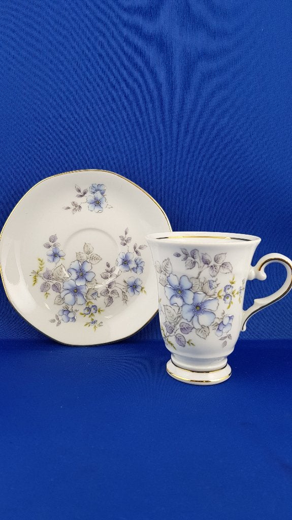 Bavaria Tischenreuth kop en schotel, wit blauwe bloem x2 6A2, Tweedehands verkoop, Tweedehands verkoop, Gebruikt, Ophalen of Verzenden