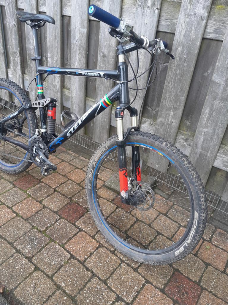 2 Mountainbikes: Stevens en een Focus, Fietsen en Brommers, Fietsen | Mountainbikes en ATB, Ophalen, Gebruikt, Overige merken