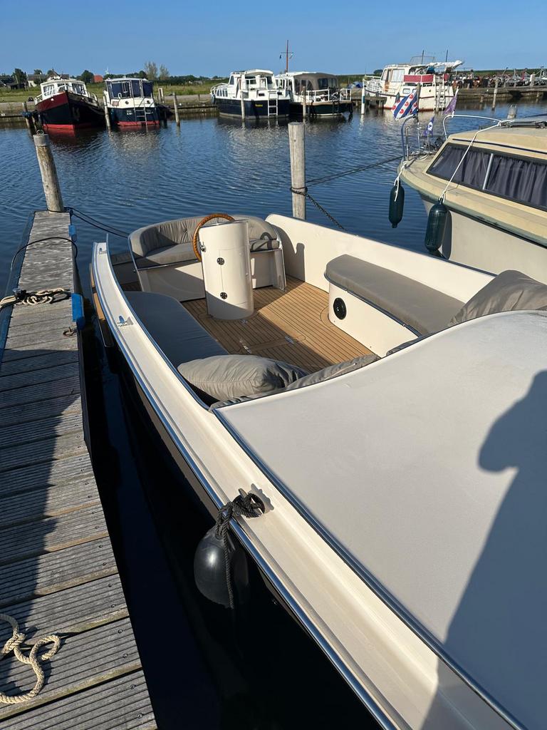 Elektrische sloep 10kW | Lithium accu | Volledig gerefit, Watersport en Boten, Sloepen, Ophalen, Staal, Binnenboordmotor, Elektrisch