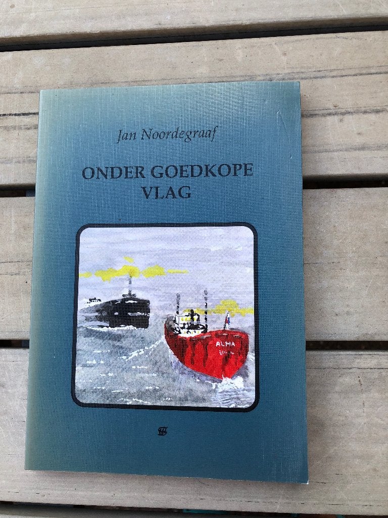 Onder Goedkope Vlag - Jan Noordegraaf (Boek), Ophalen, Zo goed als nieuw, Motorboot of Zeilboot, Boek of Tijdschrift