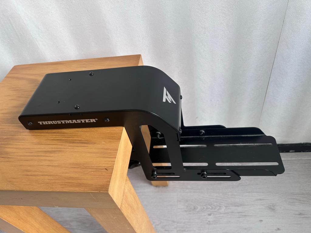 Thrustmaster Handrem/Schakelpook Houder voor Bureau/Tafel, Houder/standaard, Ophalen of Verzenden, Zo goed als nieuw, Thrustmaster