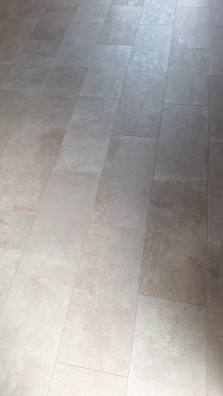 Laminaat grijs, ong 10m2, tegelformaat, Ophalen, 50 tot 150 cm, 10 m² of meer, 10 tot 30 cm