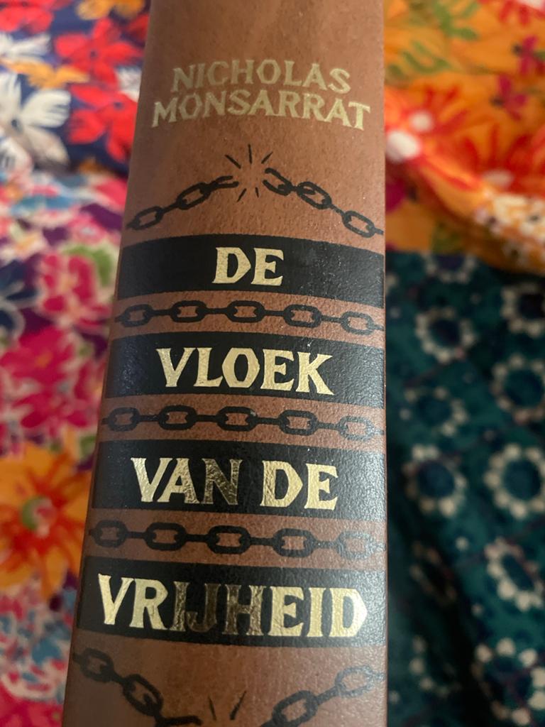 De Vloek van de Vrijheid - Nicholas Monsarrat, Boeken, Literatuur, Ophalen of Verzenden, Gelezen, Nederland