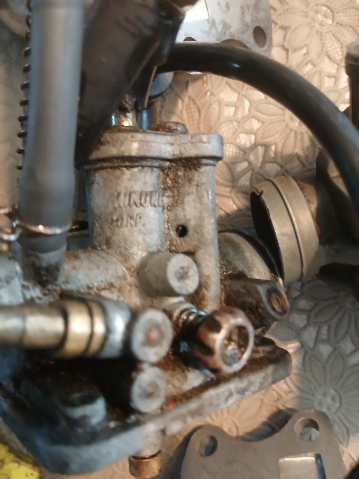 carburateur onderdelen..merk.??, Ophalen of Verzenden
