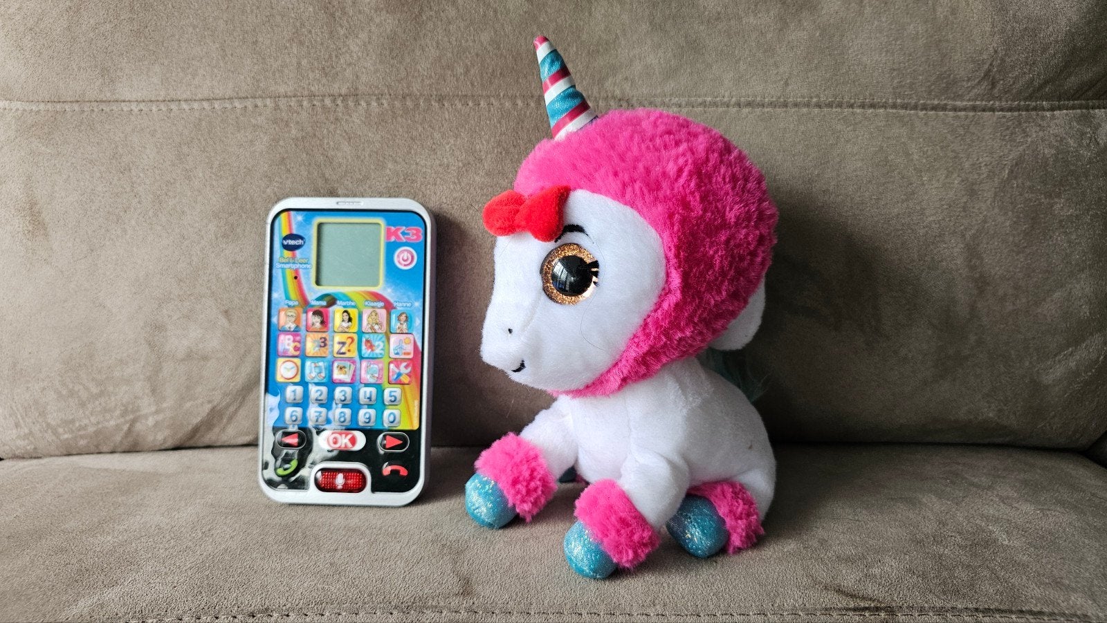 K3 Speelgoed Telefoon & Eenhoorn Knuffel - Zo goed als nieuw, Ophalen of Verzenden, Zo goed als nieuw, Meisje