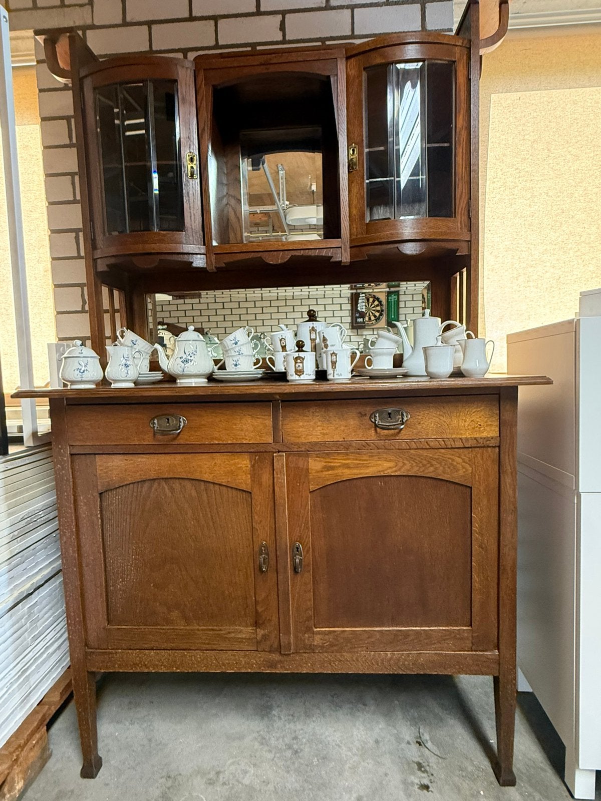 Antieke buffetkast, Ophalen