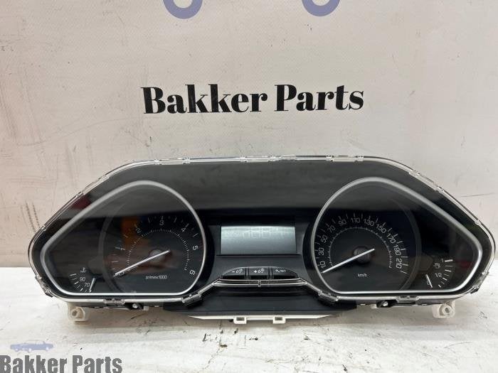Kilometerteller KM van een Peugeot 2008, Gebruikt, -, -, Ophalen of Verzenden