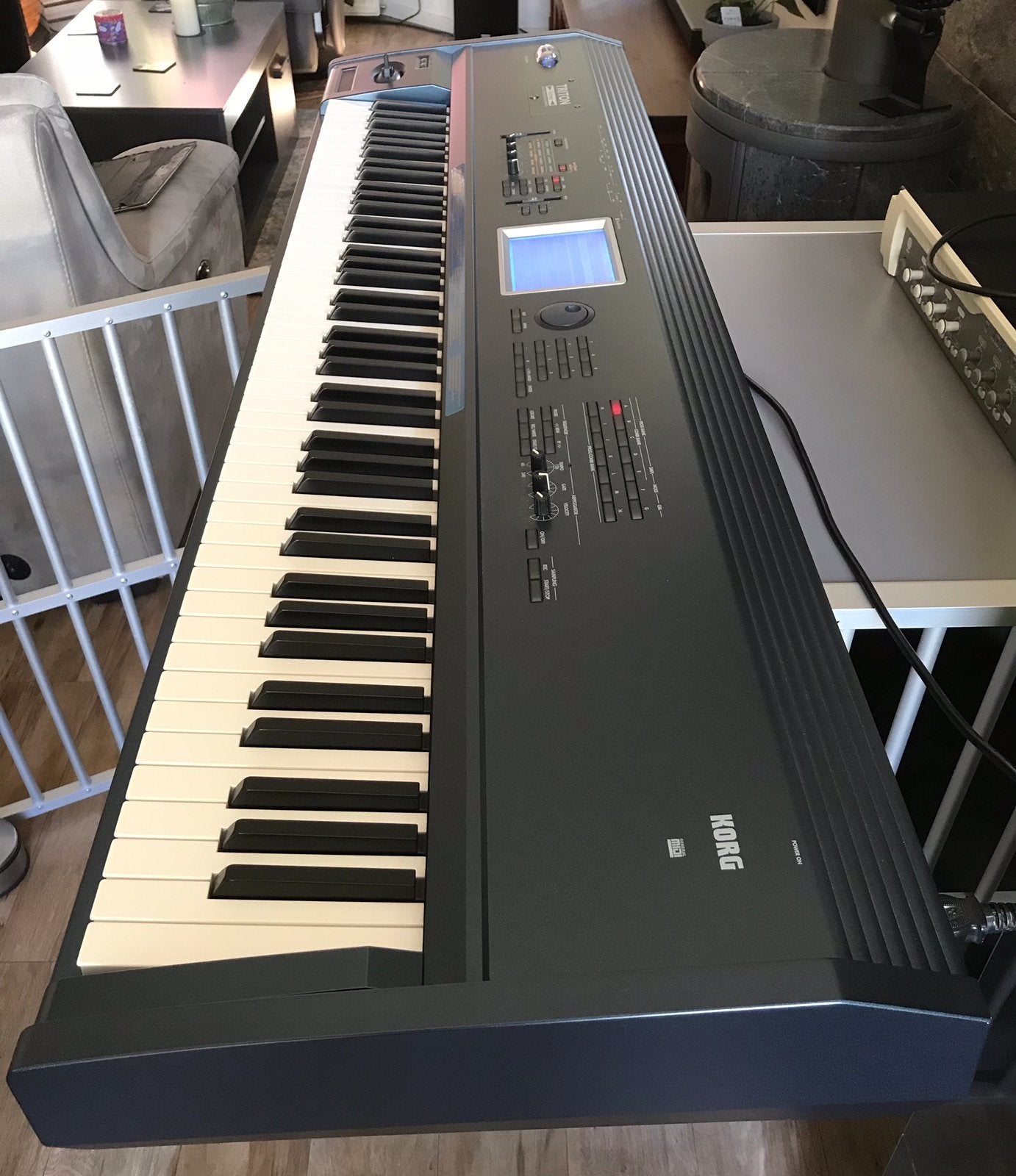Korg Triton Extreme, Ophalen, Zo goed als nieuw, 88 toetsen, Korg