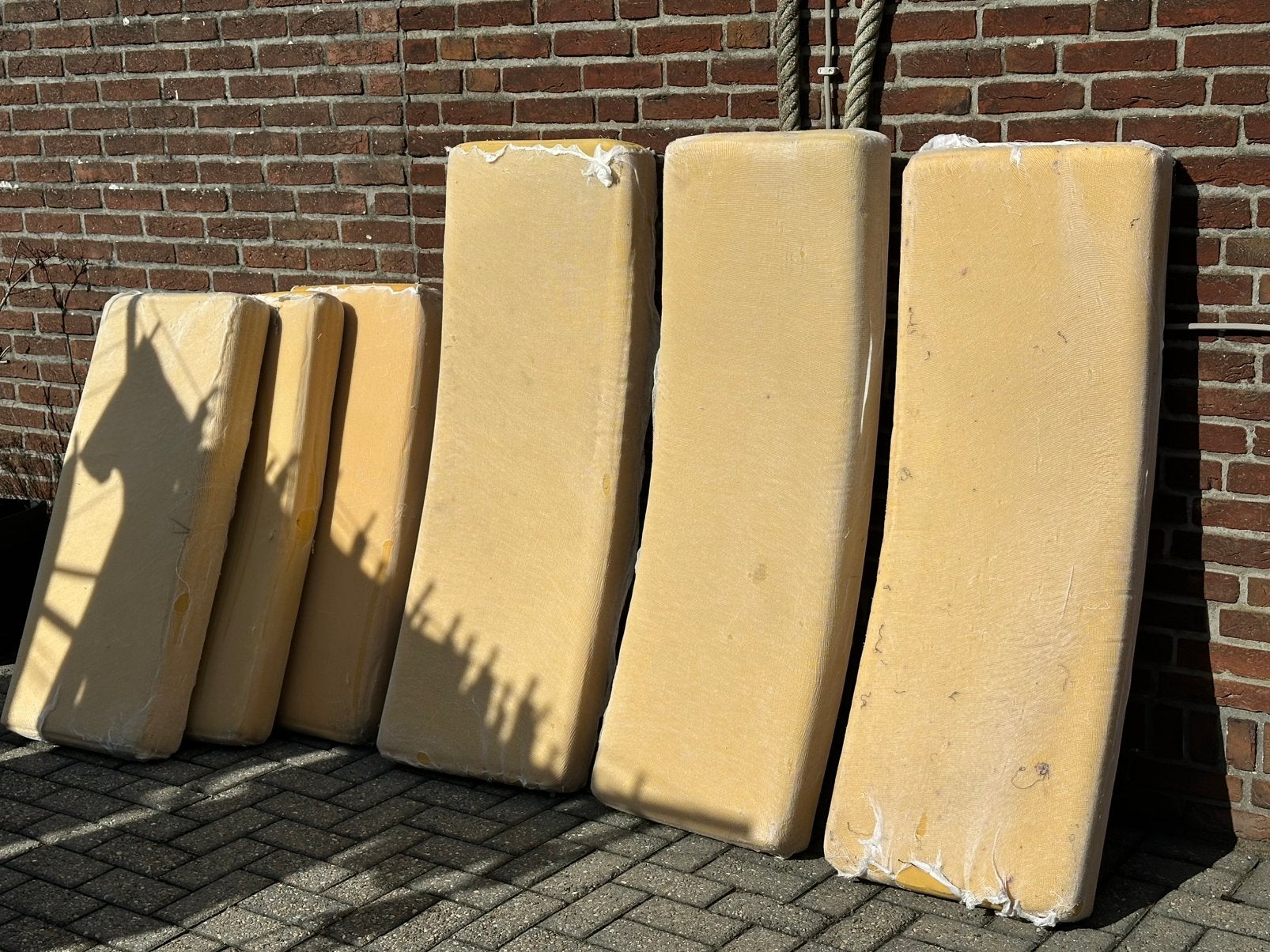 Kussen schuim 137-47 cm en 107-47 cm 10 cm dik, Ophalen, Ademend, Zo goed als nieuw, Rechthoekig