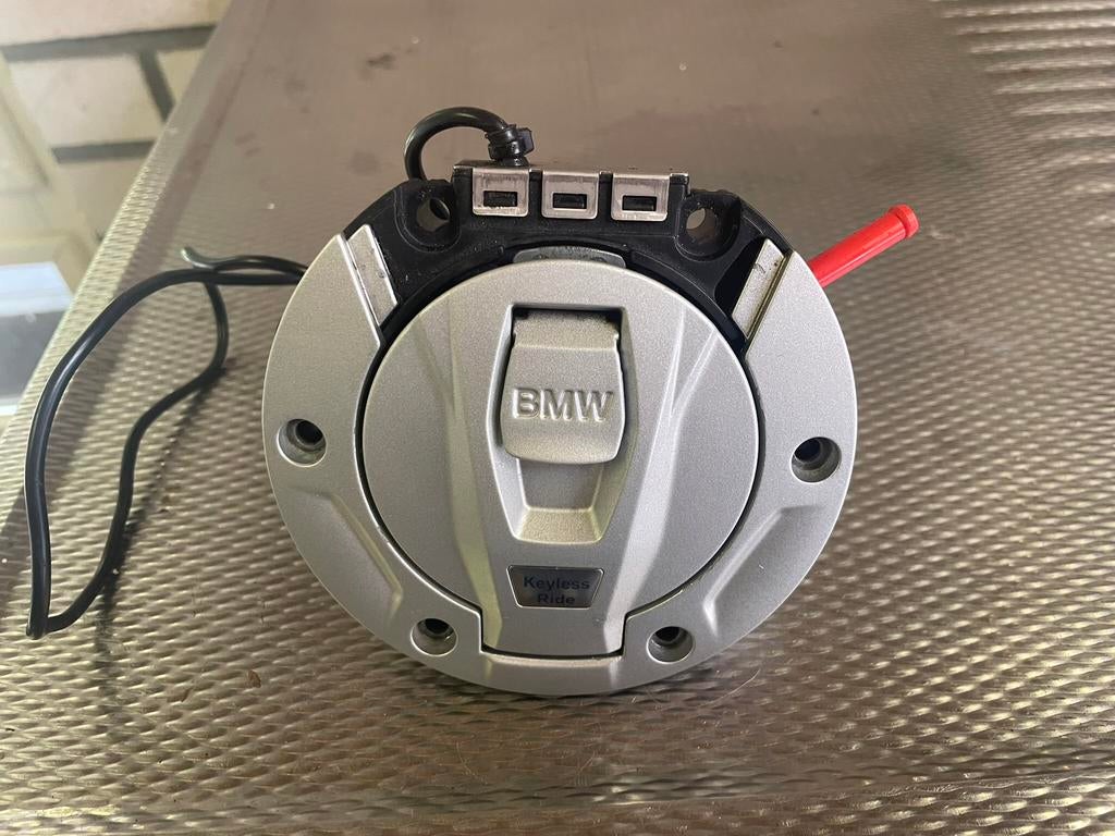 Tankdop BMW R1200 RT LC 2016 electrisch sluiten  en openen, Motoren, Ophalen of Verzenden, Gebruikt