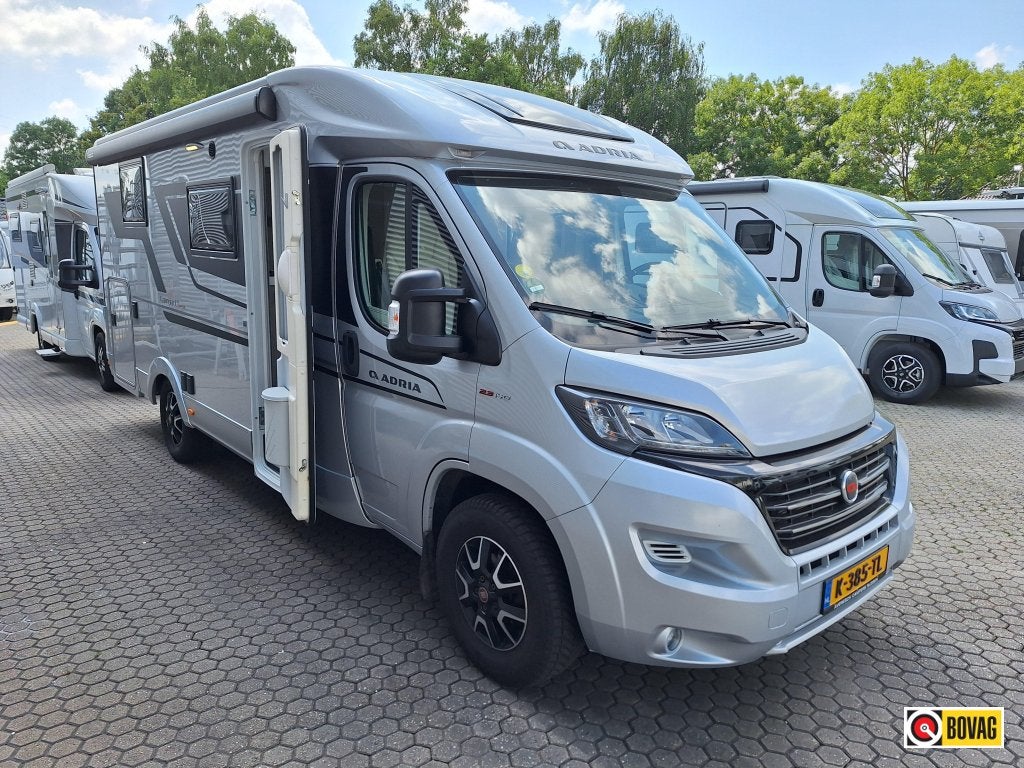 Adria Compact Supreme SC QUEENSBED+LEVELSYSTEEM, Automaat, Fiat, 6 tot 7 meter, Bedrijf