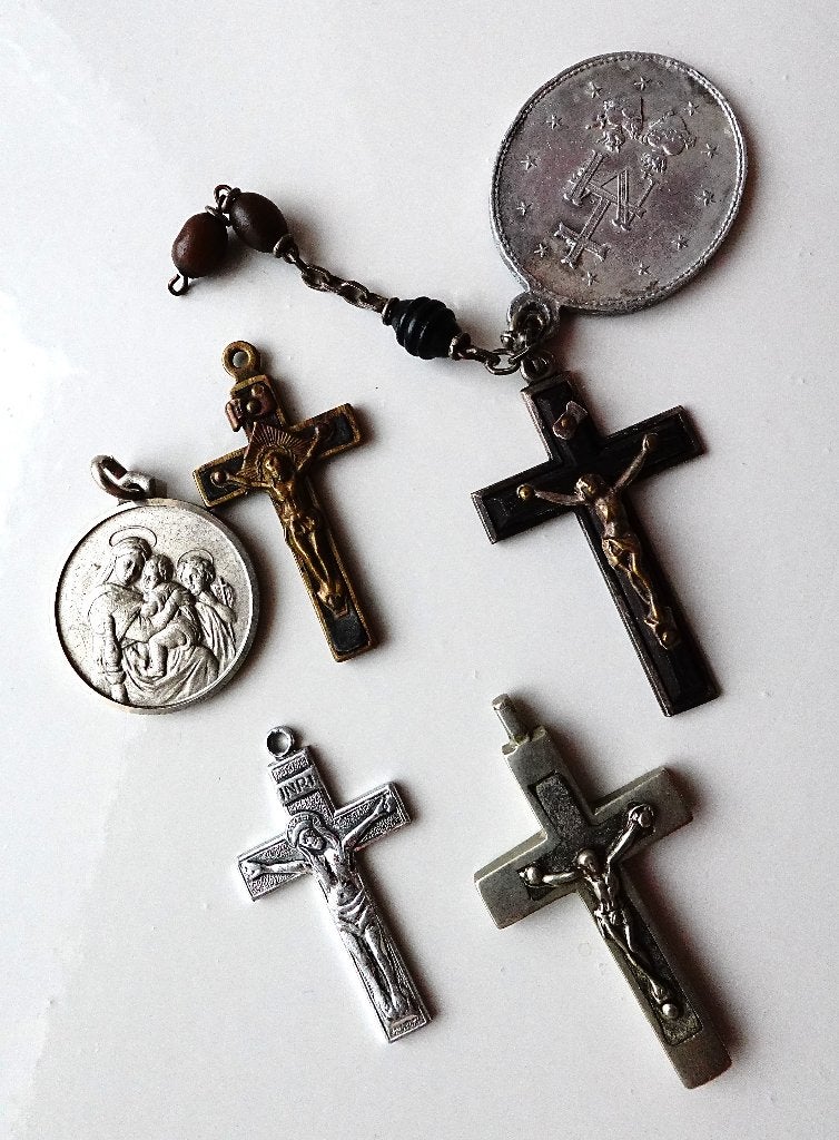 Hangers kruisbeeld rozenkrans medaille kruis Maria Jezus, Ophalen of Verzenden