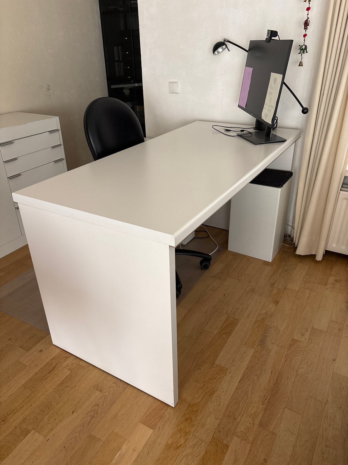 Wit bureau met optionele bijpassende kast, Ophalen, Gebruikt, Spaanplaat of MDF, Wit