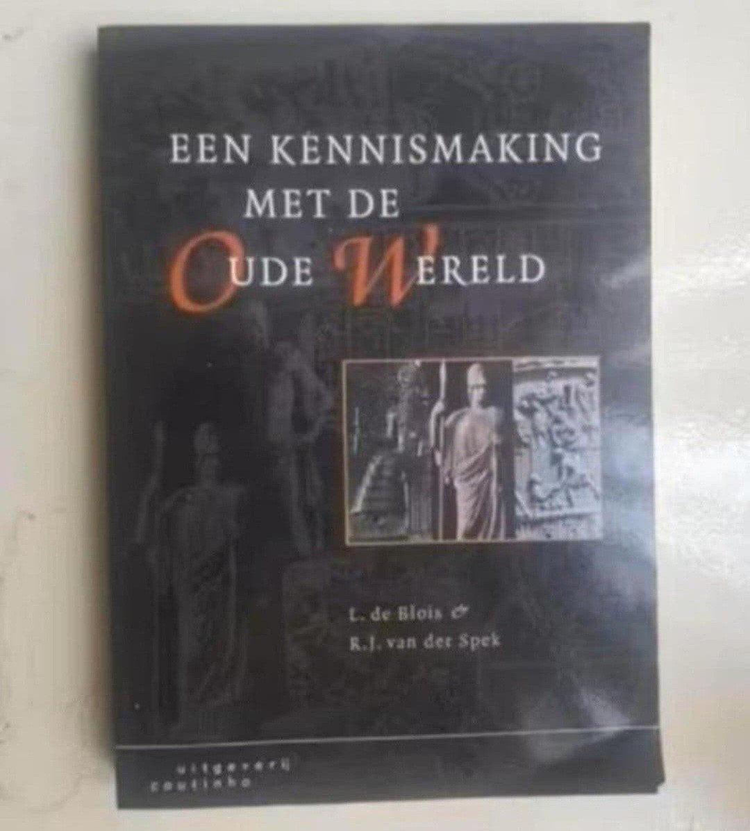 boek kennismaking met de oude wereld, Ophalen of Verzenden, Gelezen
