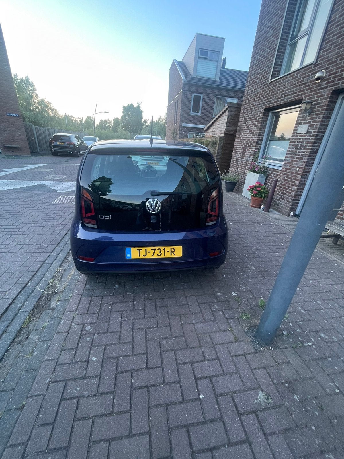 Volkswagen up! 1.0 44KW 3-DRS 2018 Blauw, Auto's, Voorwielaandrijving, USB, Up!, Origineel Nederlands