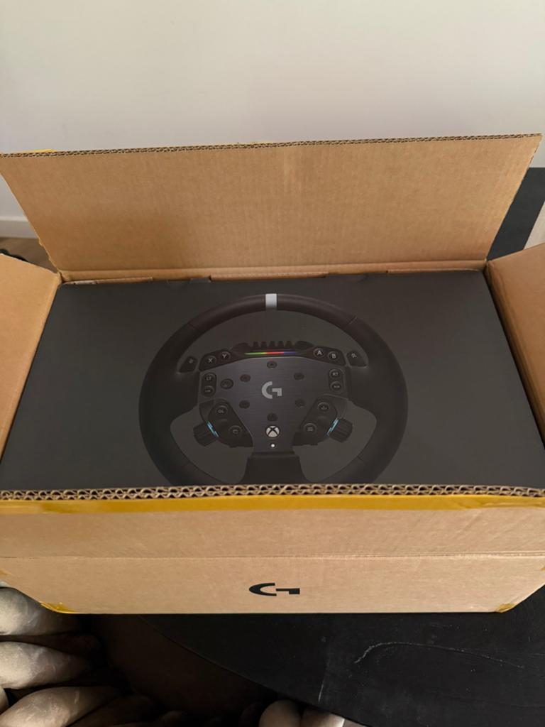 Logitech RS50 + G RS pedalen set, Ophalen, Nieuw, Stuurtje of Sportattribuut