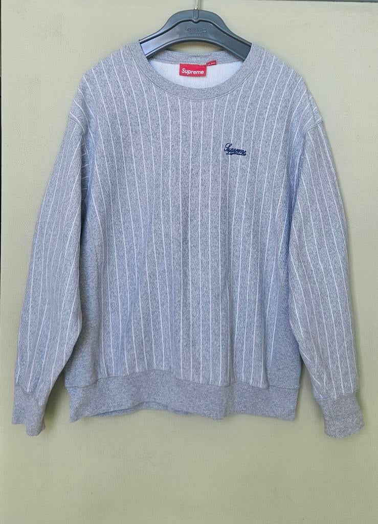 Supreme 'Pinstripe Crewneck', SS24, Maat L., Maat 52/54 (L), Ophalen of Verzenden, Zo goed als nieuw, Grijs