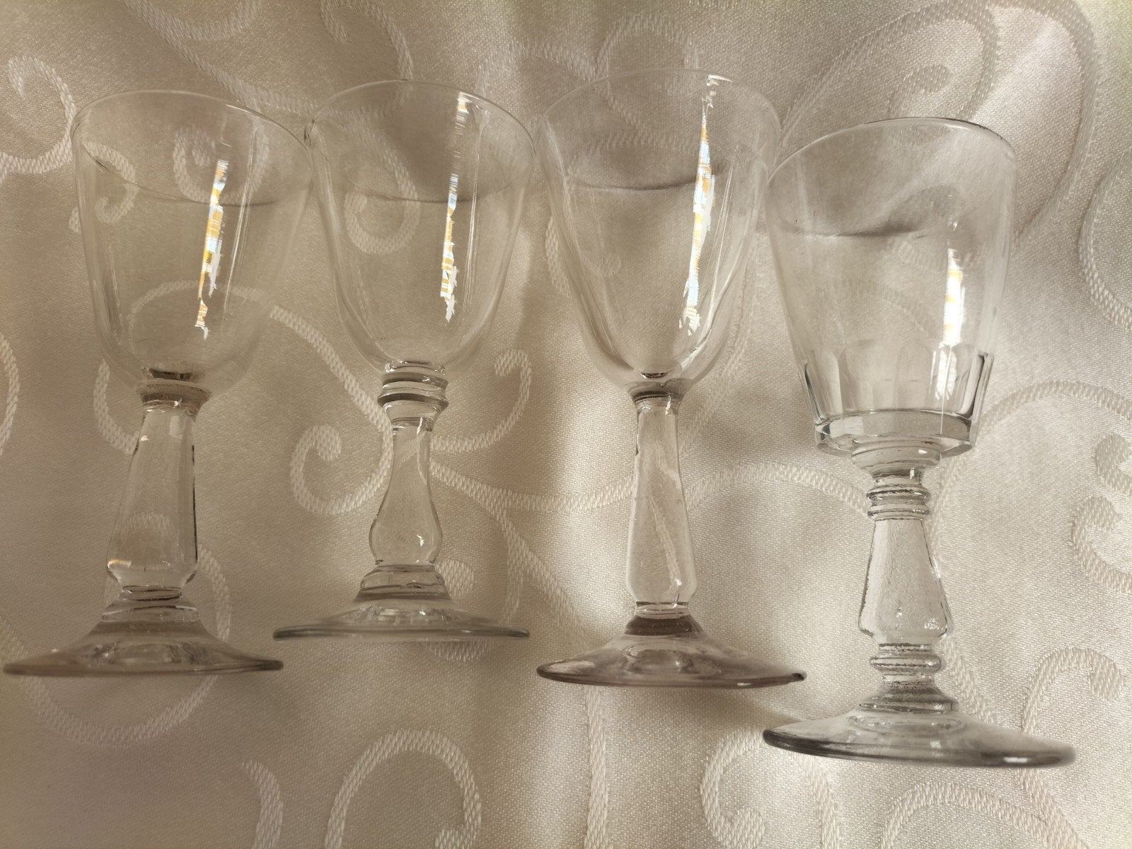 4 antieke borrelglaasjes, Ophalen of Verzenden