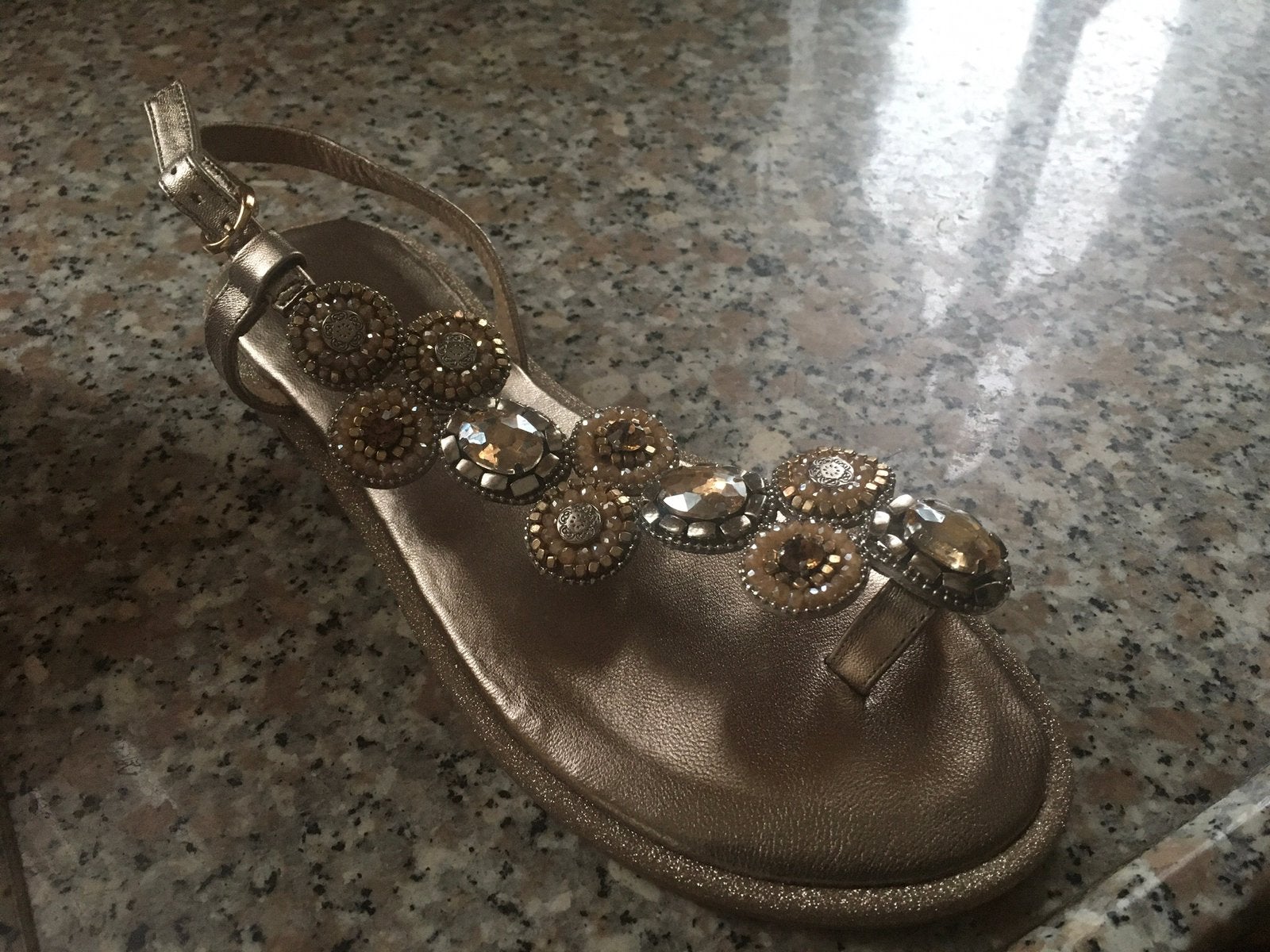 Te koop splinternieuwe Sandalen van Alma en Pena maat 37, Kleding | Dames, Schoenen, Overige kleuren, Nieuw, Sandalen of Muiltjes