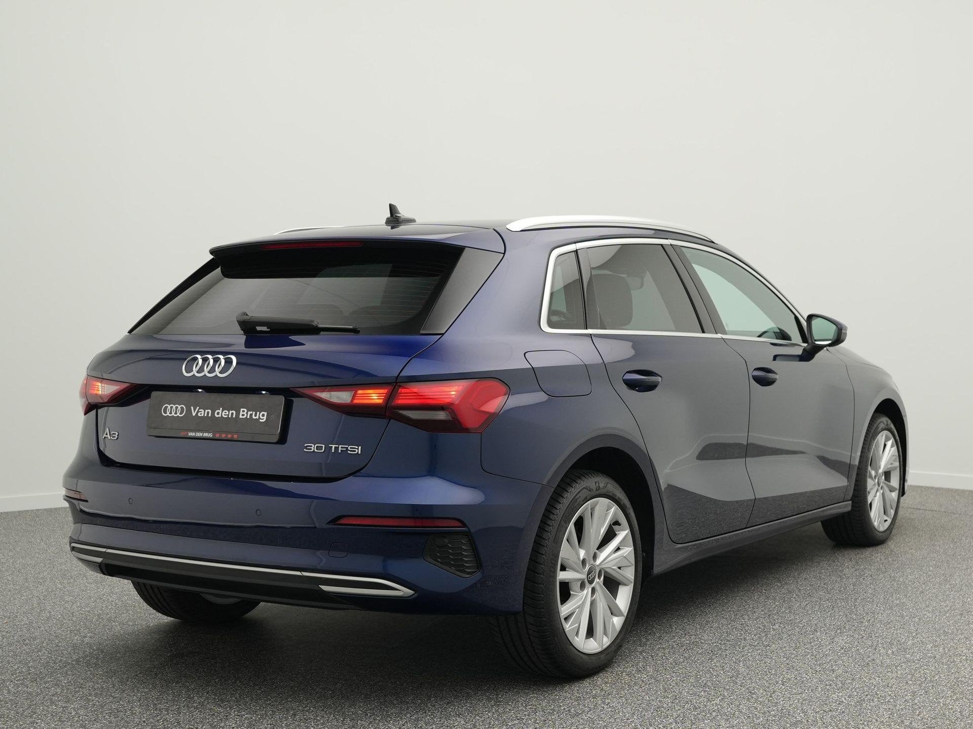 Audi A3 Sportback Advanced edition 30 TFSI 110 PK Automaat |, Auto's, Audi, Stof, Gebruikt, Origineel Nederlands, Bedrijf