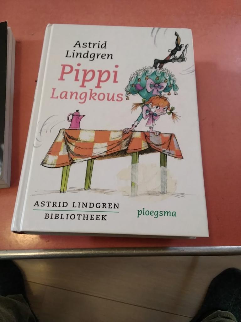 Astrid Lindgren pipi langkous € 5, Ophalen of Verzenden, Zo goed als nieuw