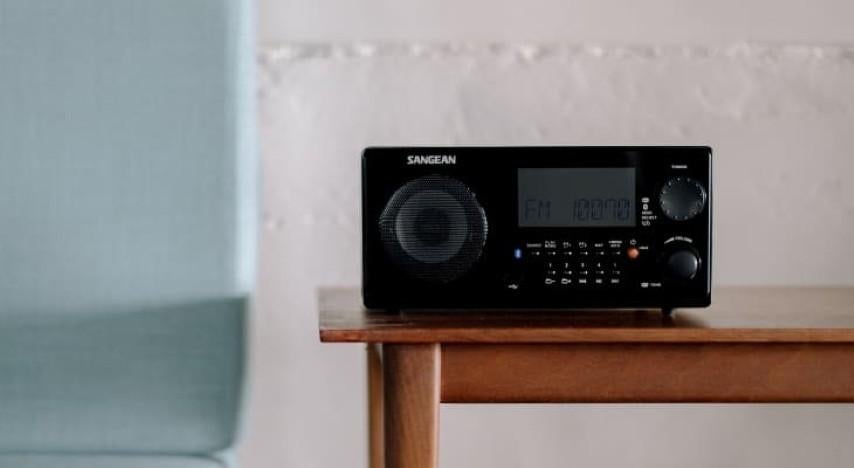 SANGEAN WR-2 Retro AM/FM Radio met wekker    >>NIEUW<<, Ophalen of Verzenden, Nieuw, Radio