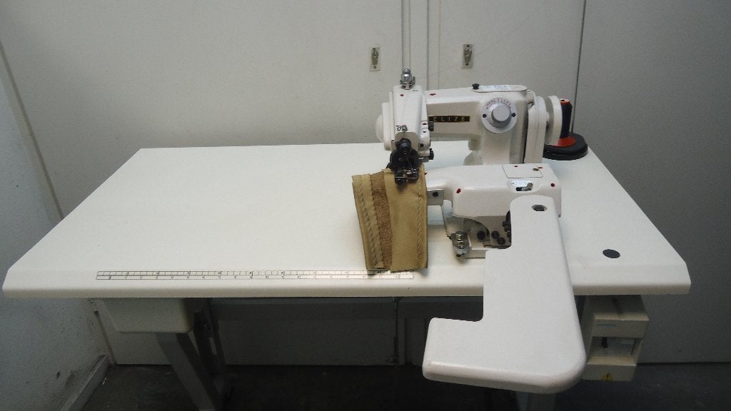 Industrie Blindzoom machine Elize, Hobby en Vrije tijd, Naaimachines en Toebehoren, Overige merken, Gebruikt, Ophalen of Verzenden