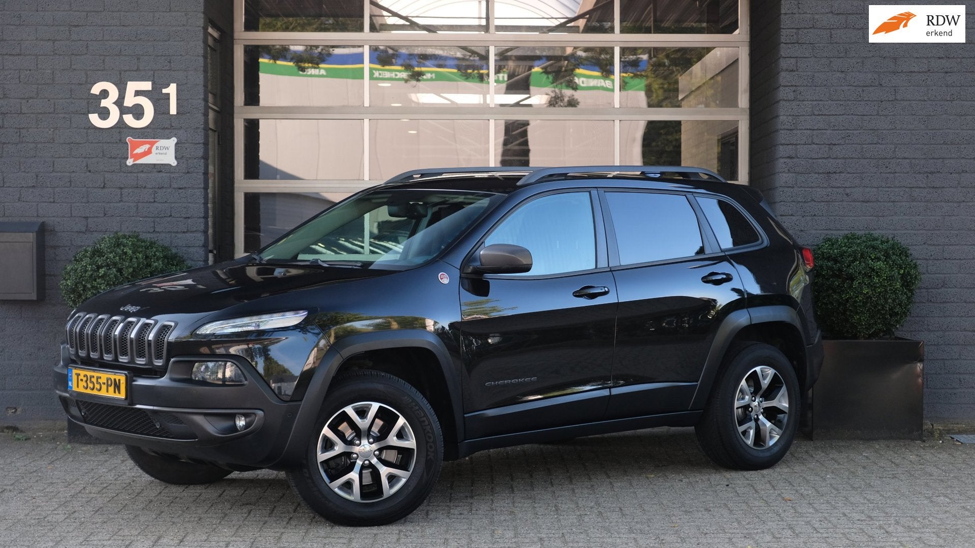 Jeep Cherokee 3.2 V6 Trailhawk 4WD Lock, Automaat, 450 kg, Leder en Stof, 10 km/l