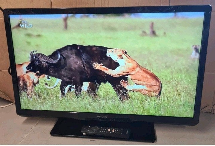 Philips 32 inch monitor smart tv 32pfl3517h + afstandsbed., Ophalen, Philips