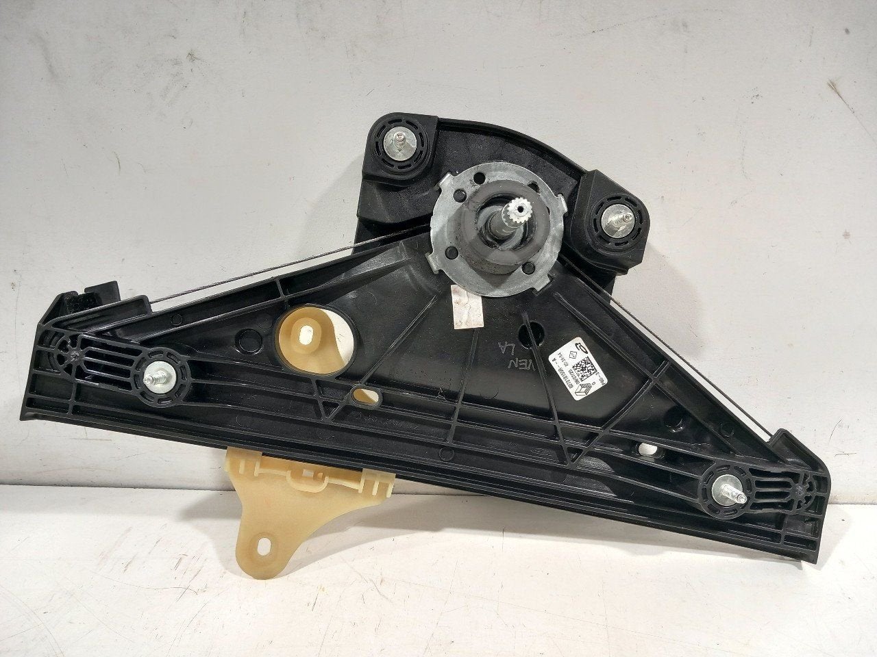 Raammechaniek links achter Renault Clio, Onderdelen@venauto.nl, Van der Ven Autorecycling B.V., Gebruikt, Ettenseweg 76, 4706 PB Roosendaal, The Netherlands