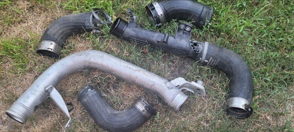 Turbo & Intercooler Buizenslangen Set Volvo S90 D5, Ophalen, Gebruikt, Volvo