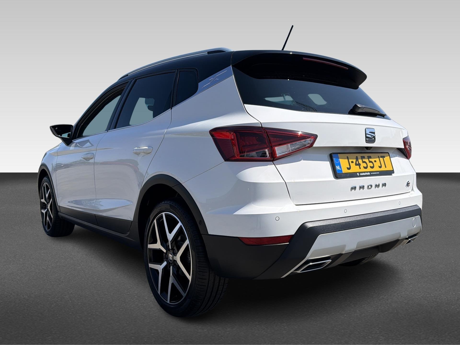 SEAT Arona 1.0 TSI FR Business Intense, Auto's, Parkeersensor, 15 km/l, Gebruikt, Origineel Nederlands