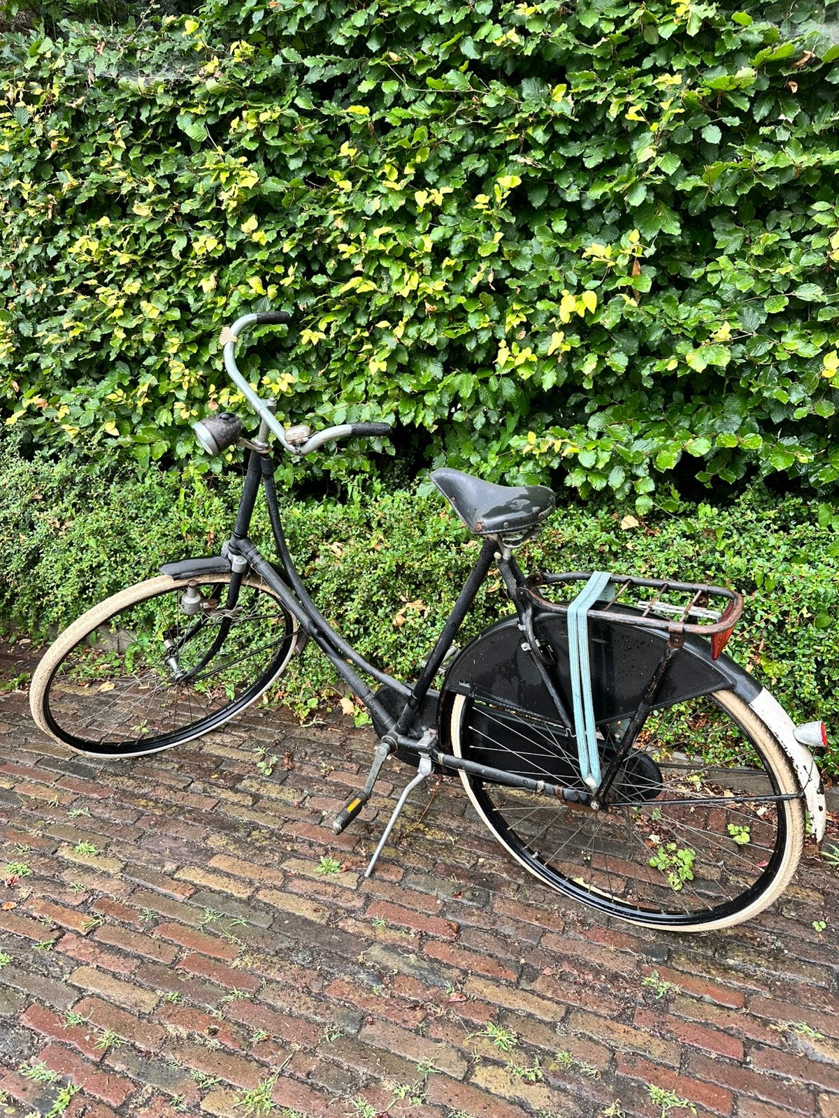 Antieke opoefiets gazelle zwart 90 jaar oud museumstuk, Fietsen en Brommers, Fietsen | Oldtimers, 59 cm of meer, Ophalen, Terugtraprem