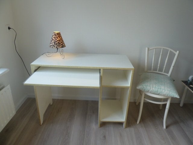 bureau, Huis en Inrichting, Bureaus, Gebruikt, Hout, Ophalen