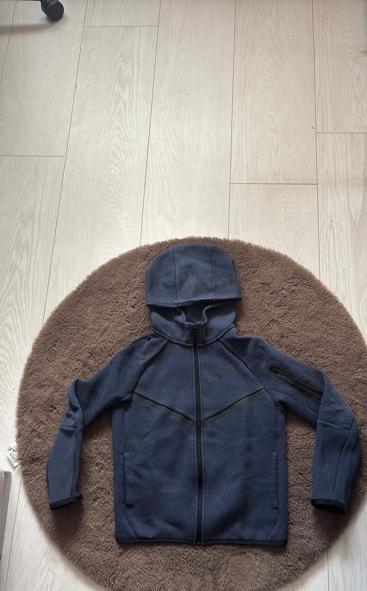 Nike Tech Fleece jack, Ophalen, Zo goed als nieuw, Jongen of Meisje, Trui of Vest