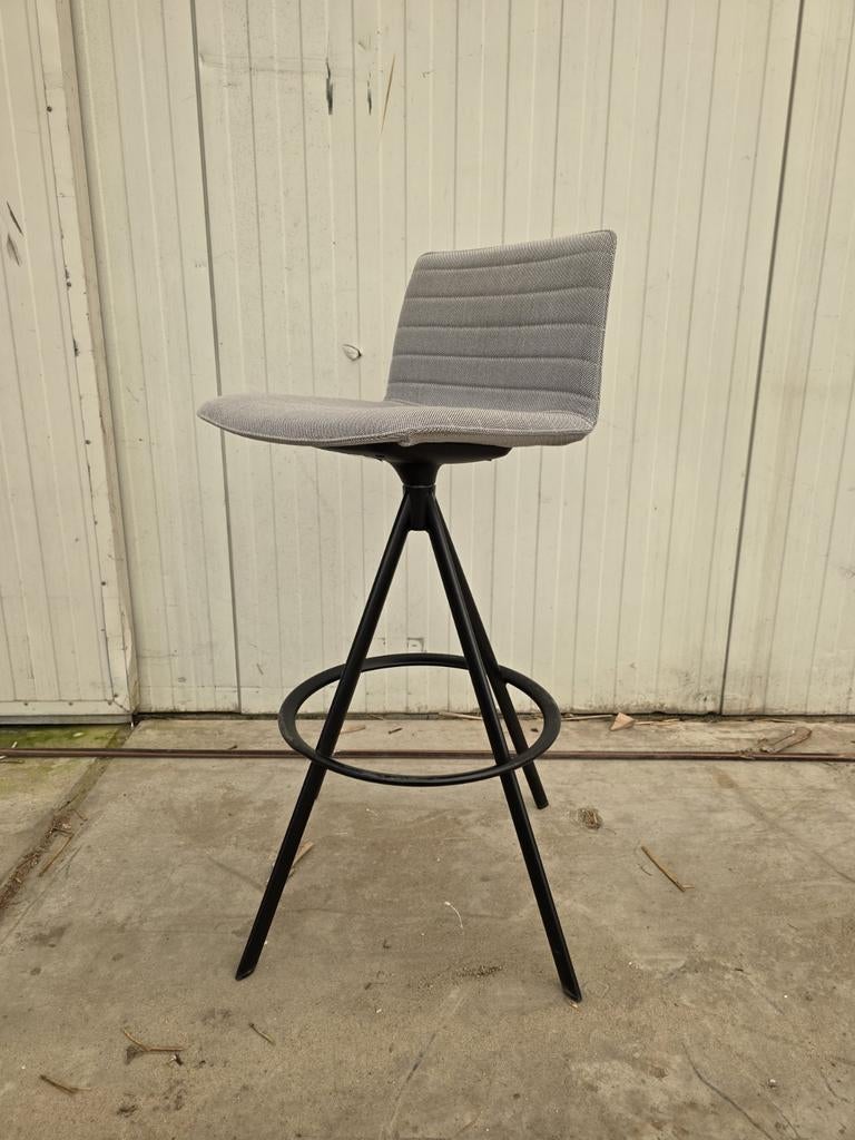 Andreu World Flex Krukken - Set van 5, Ophalen, 60 tot 90 cm, Met voetsteun, Metaal