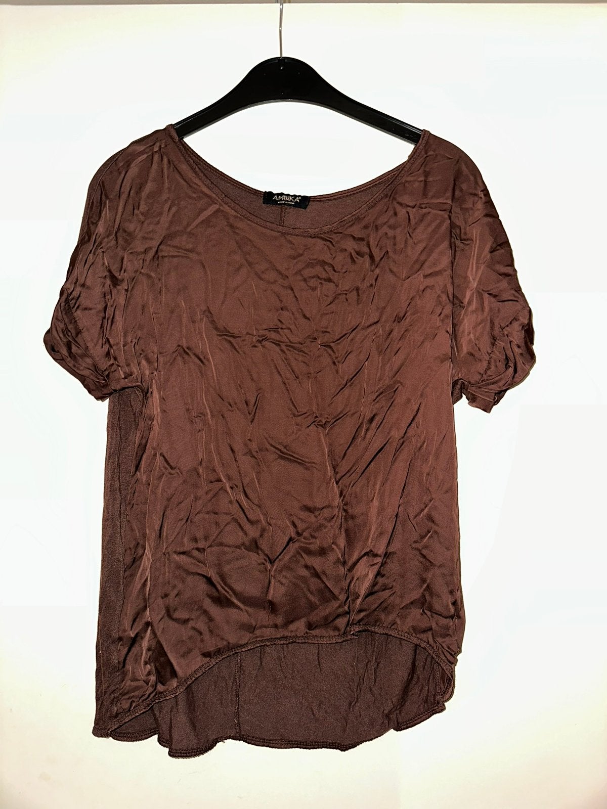 Dames bruin shirt van Ambika, Maat 38/40 (M), Bruin, Ophalen of Verzenden, Zo goed als nieuw