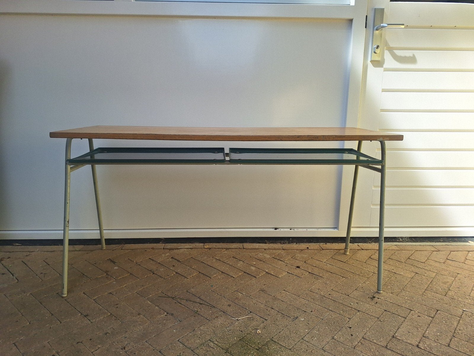 Vintage bureau/tafel - hout en metaal, Huis en Inrichting, Tafels | Bijzettafels, Ophalen, Gebruikt, Vintage, 75 cm of meer