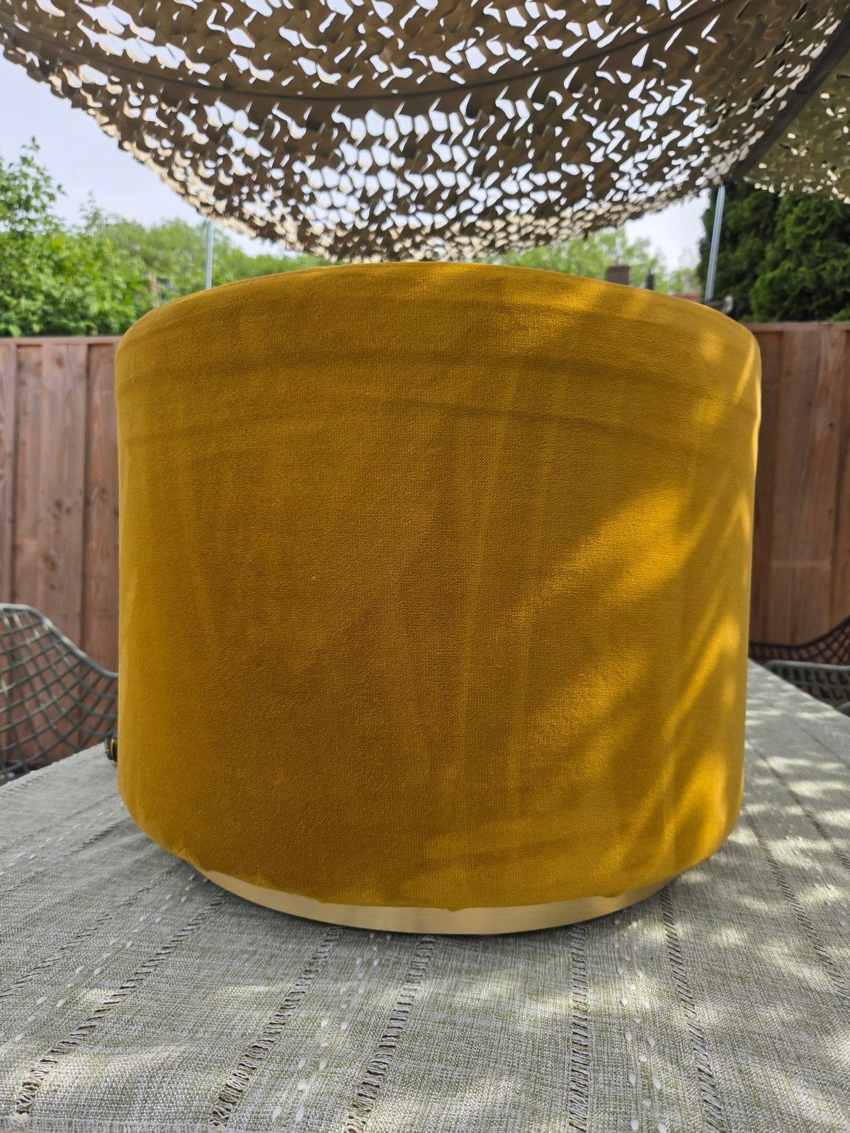 Oker gele designer poef, Huis en Inrichting, Ophalen, Modern, Trendy, Comfortabel, Zo goed als nieuw, Stof