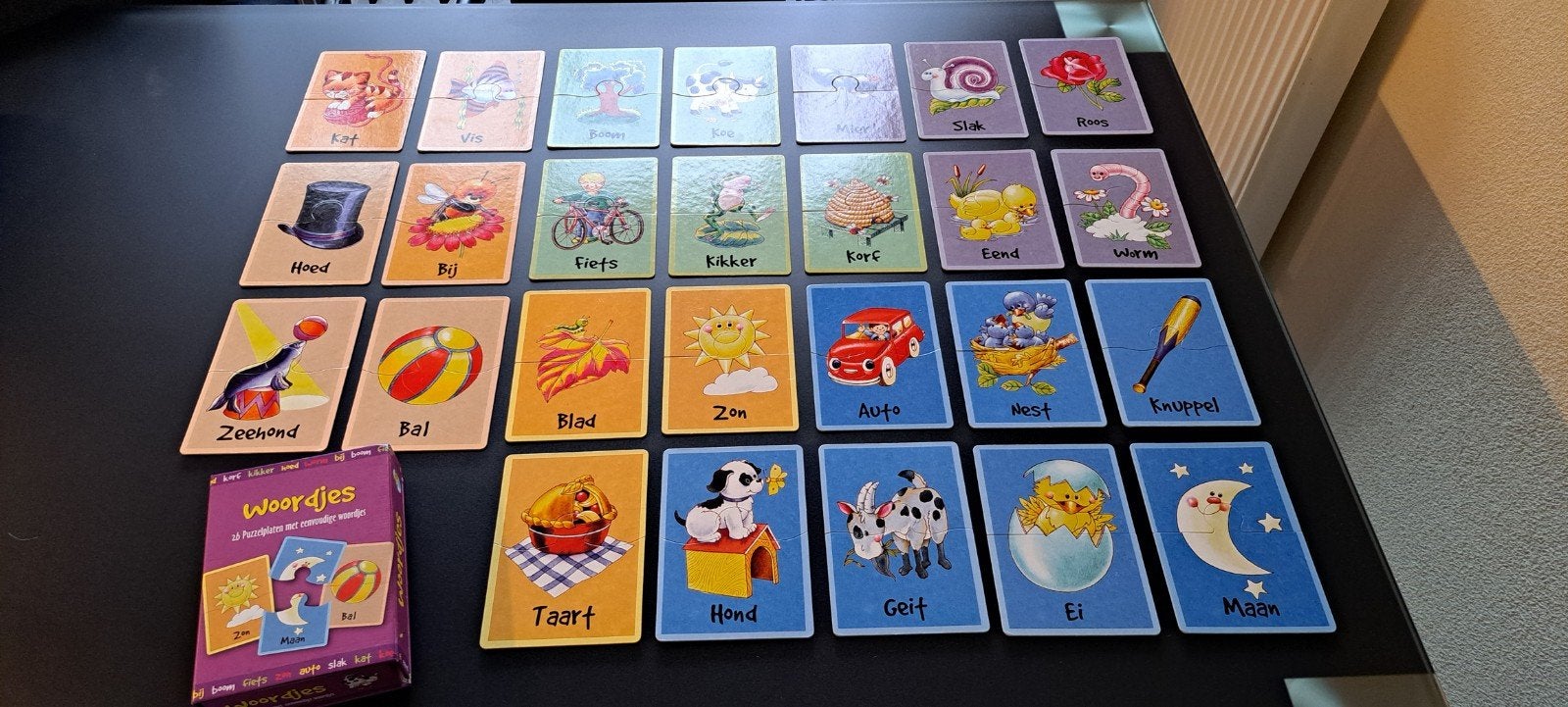 Woordjes leren met 26 puzzel platen.
Uw kind/kleinkind leert, Ophalen of Verzenden, Zo goed als nieuw