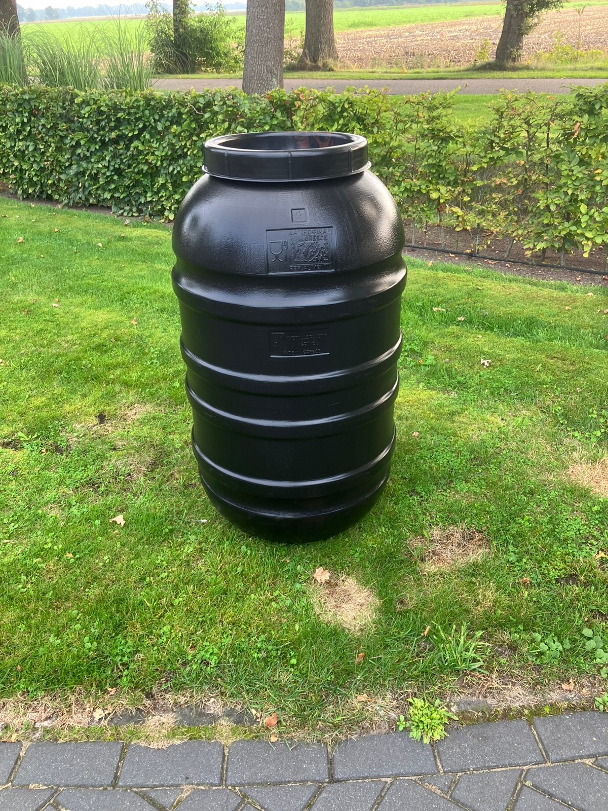 Mooie zwarte ton voor diverse doeleinden, Tuin en Terras, 150 liter of meer, Ophalen of Verzenden, Zo goed als nieuw, Kunststof