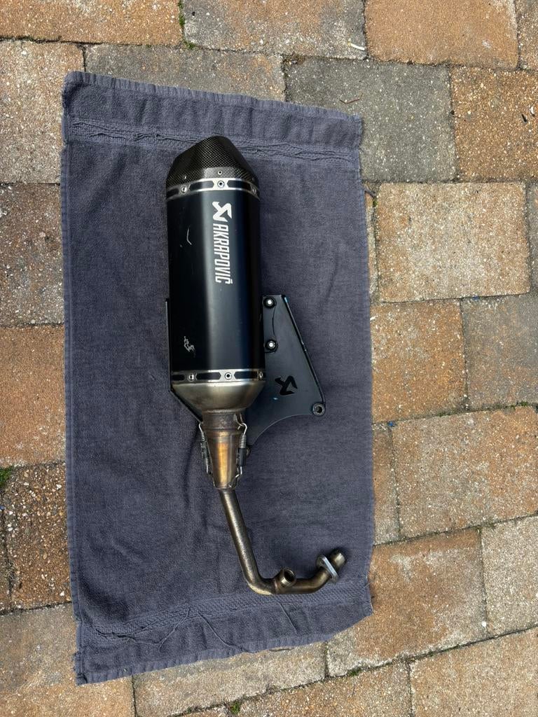 Akrapovic uitlaat Vespa Sprint, Fietsen en Brommers, Brommeronderdelen | Scooters, Ophalen, Uitlaat, Vespa