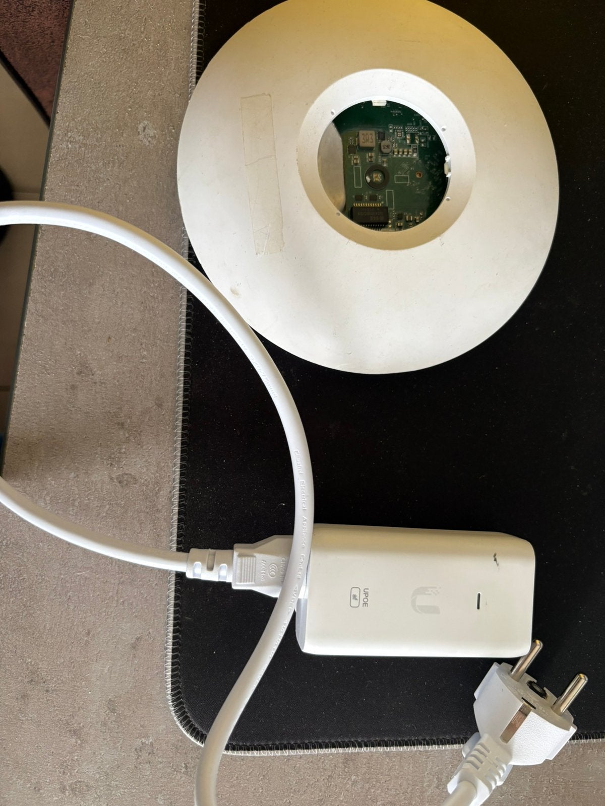 Unifi NanoHD met poe adapter, Computers en Software, Ophalen of Verzenden, Zo goed als nieuw