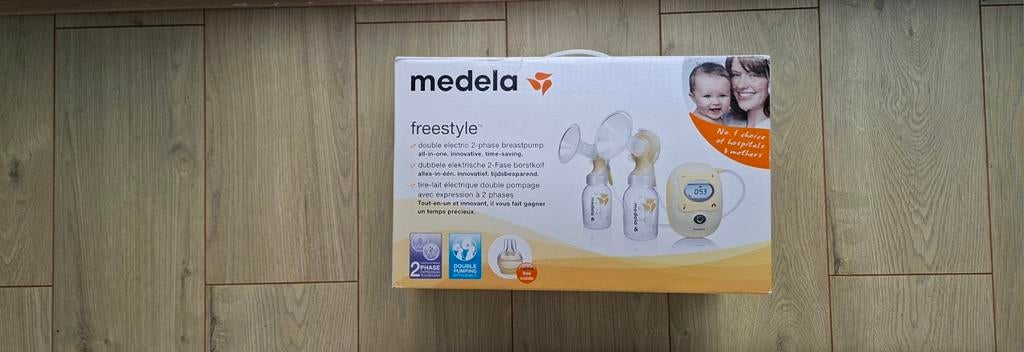 Medela Freestyle dubbele elektrische borstkolf, Kinderen en Baby's, Babyvoeding en Toebehoren, Borstkolf, Ophalen of Verzenden