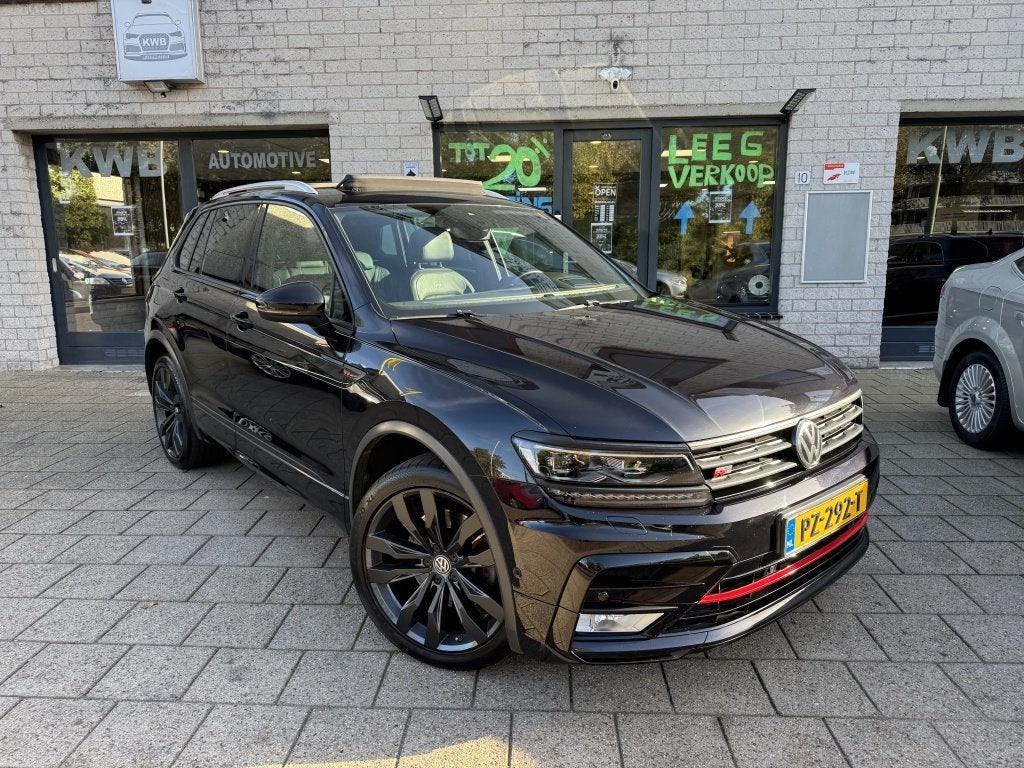 Volkswagen Tiguan 2.0 TDI 4M 3x R-Line | Panoramadak HUD DSG, Auto's, Automaat, Gebruikt, Euro 6, 4 cilinders