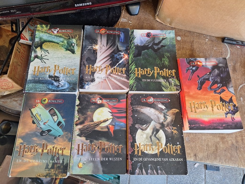 7 Harry Potter leesboeken incl 2 hardcovers, Verzamelen, Harry Potter, Ophalen of Verzenden, Gebruikt, Actiefiguurtje