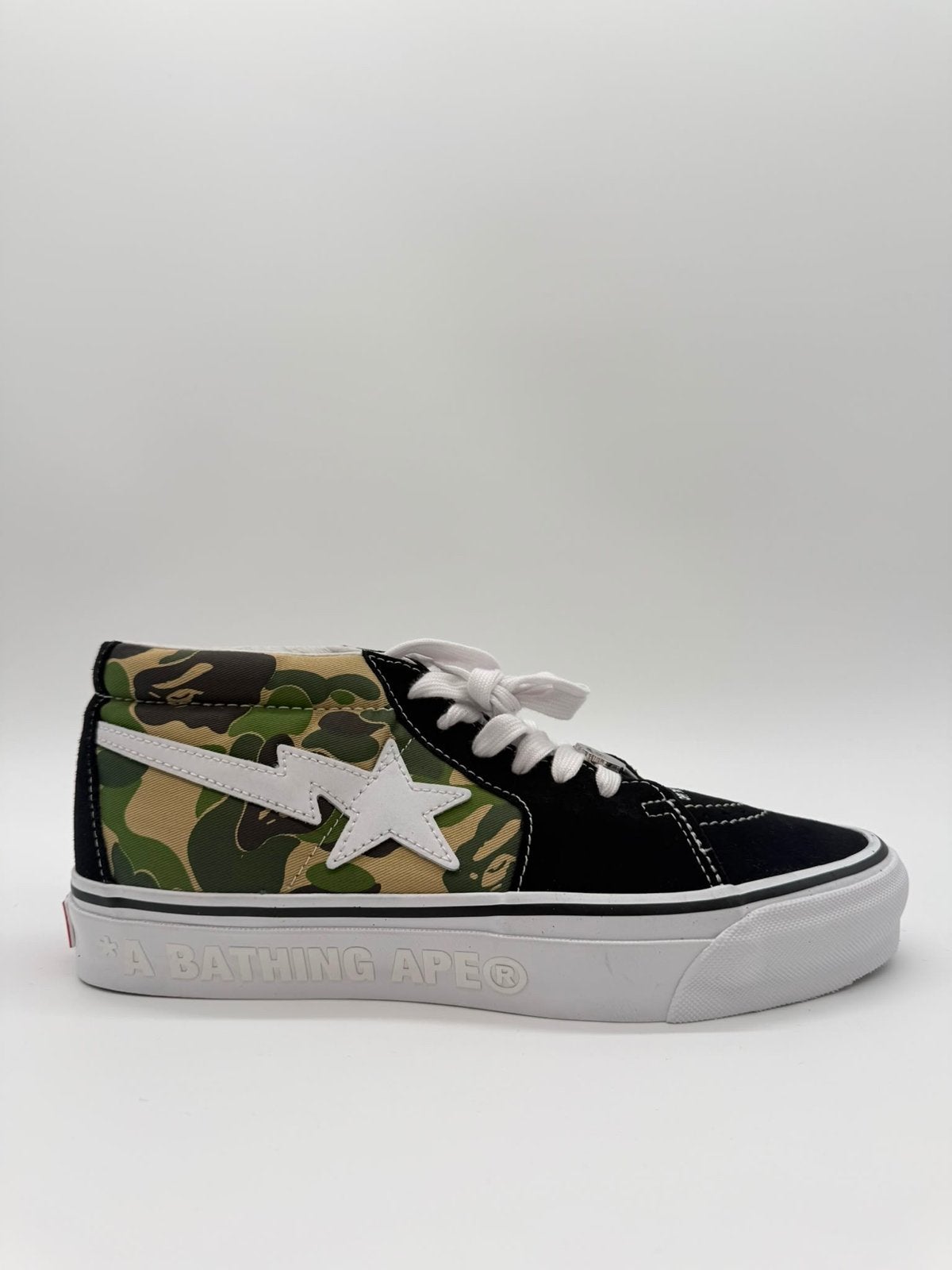 Vans Sk8 Mid x Bape Camo - Maat 42 - DS, Overige kleuren, ., Nieuw, Ophalen of Verzenden