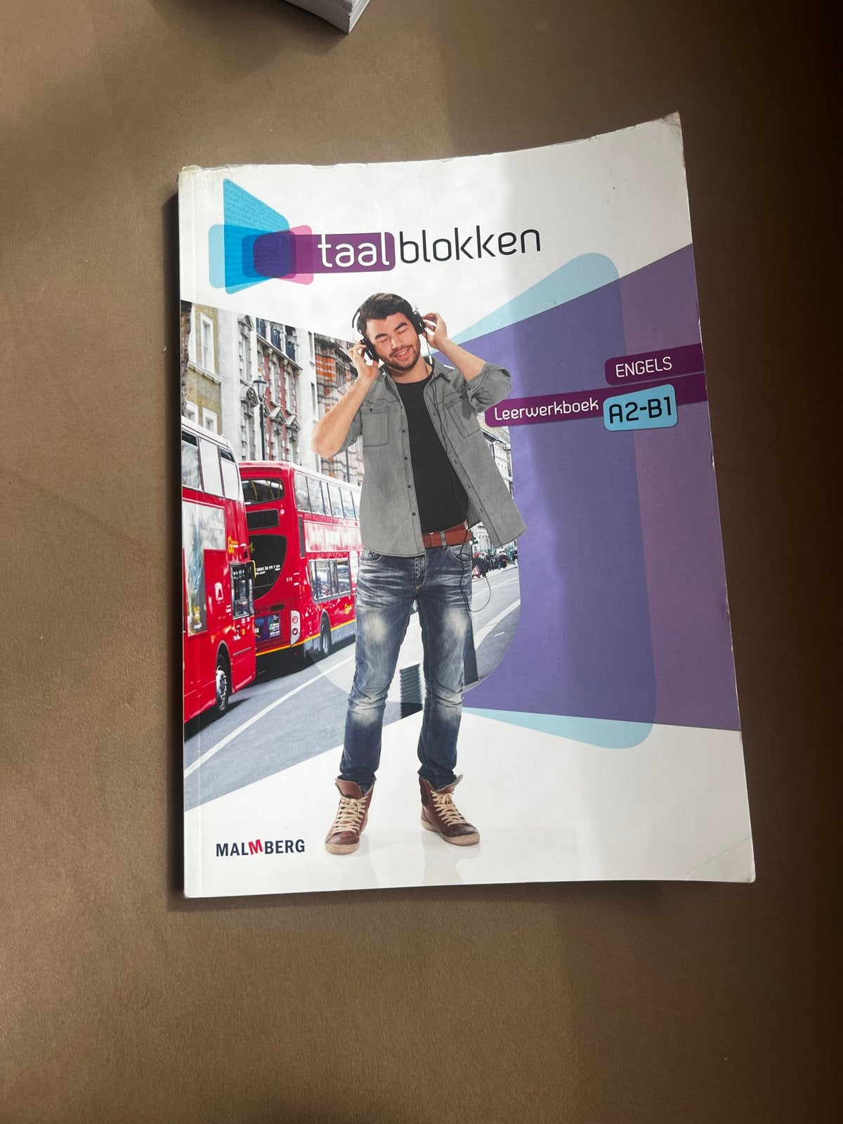 Taalblokken Engels A2-B1 Leerwerkboek Malmberg, Ophalen of Verzenden, Zo goed als nieuw, Non-fictie