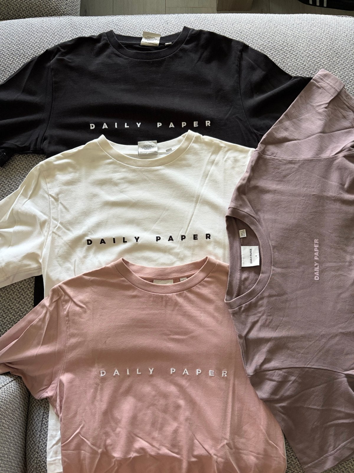Daily Paper T-shirts (4 stuks), Ophalen, Zo goed als nieuw, Maat 46 (S) of kleiner, Zwart